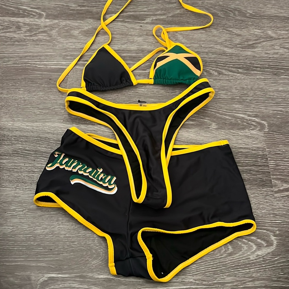 Fashion nova Jamaica, three piece swimsuit
